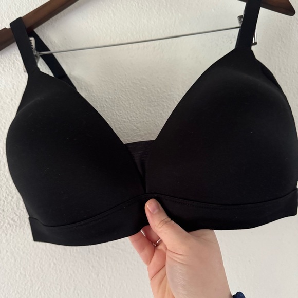 Auden LIKE NEW Black Lightly Lined Wire-Free Natural Shape Smoothing Bra 38DD - Picture 5 of 13